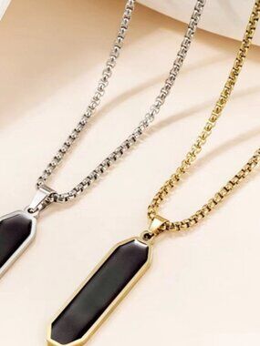 🔶Luxury Geometric Rectangular Tag Necklace🪙